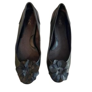 💕BOC Flower Flats💕Size 10